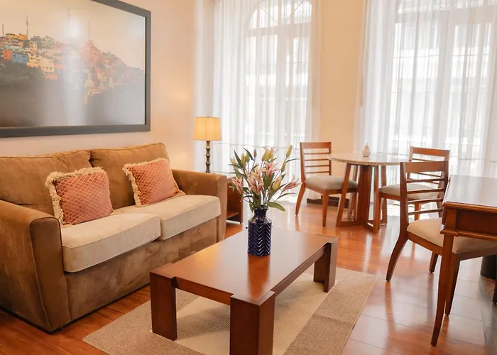 Parc Royale Suites Hotel